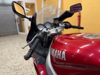 Yamaha YZF600R Thundercat Roja