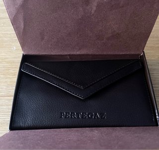 Monedero Pertegaz Piel Marrón oscuro.