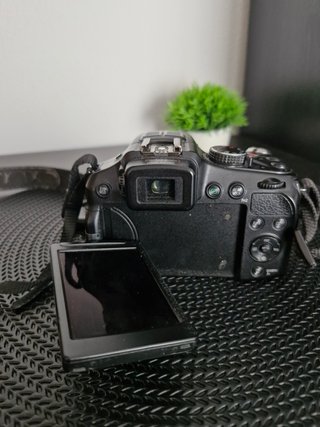 Panasonic Lumix FZ200 | Zoom Leica 24x |