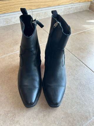 Botines piel Mango negros