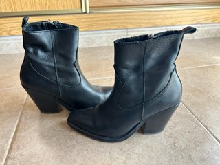 Botines piel Mango negros