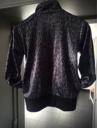Chaqueta Adidas Estampado Animal Print