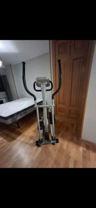 Se alquila Habitación en seseña para chica