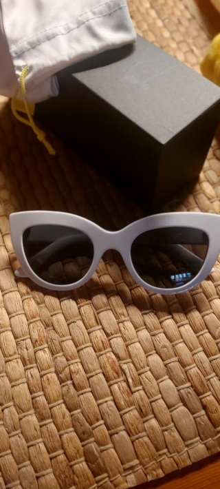 Gafas de sol blancas Hawkers
