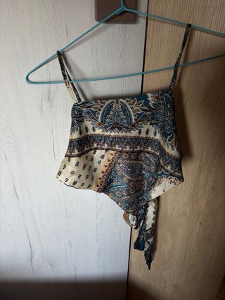 Zara Vaqueros Cortos Desgastados Talla M