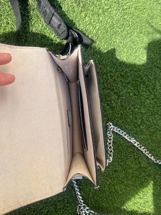 Bolso Bershka estampado serpiente