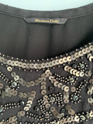 Vestido Massimo Dutti negro con pedrería