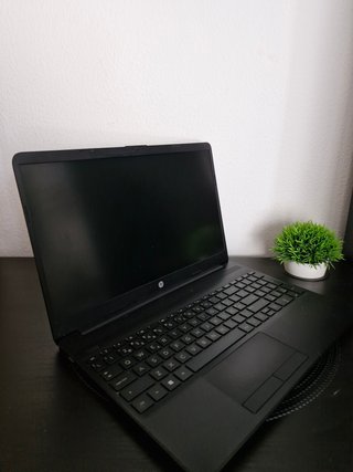 Portátil HP 15 Windows 11 - Buen Estado