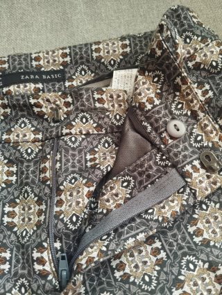 Pantalón Zara Estampado
