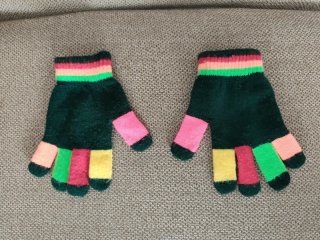 Guantes de lana coloridos