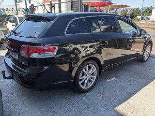 Toyota Avensis 2011