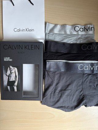 Calzoncillos  Calvin Klein Talla M Caja y Bolsa
