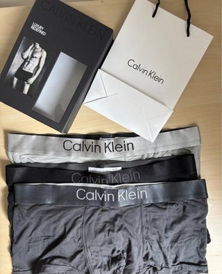 Calzoncillos  Calvin Klein Talla M Caja y Bolsa
