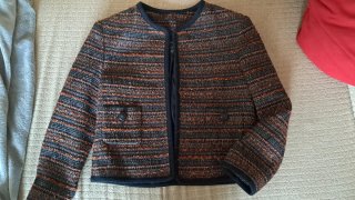 Chaqueta Massimo Dutti en tonos Marrones.