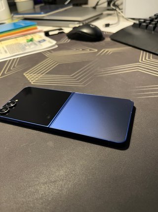 Samsung Galaxy Z Flip 7 Azul