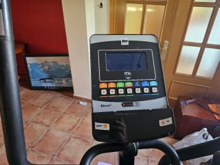 Bicicleta elíptica BH M6