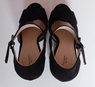 Sandalias tacón Pull&Bear negras 37