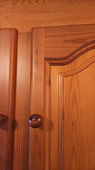 Mueble salón pino macizo + mesa y 6 sillas