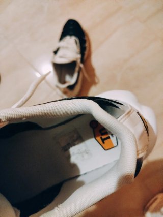 Zapatillas Nike Air Max Tavas Negras y Blancas ori