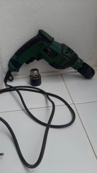 Taladro Koma 500W con portabrocas