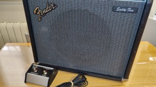 Amplificador Fender Eighty-Five