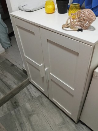 Zapatero blanco de madera