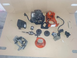 Husqvarna 128DLX Desbrozadora