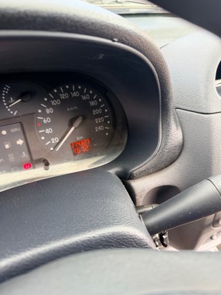 Renault Clio 2000