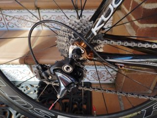 Bicicleta carretera kuota kebel