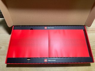 LEGO Technic Ferrari Daytona SP3 42143
