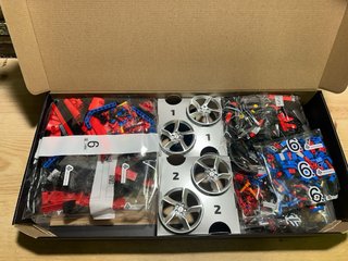 LEGO Technic Ferrari Daytona SP3 42143