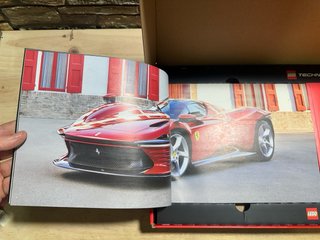 LEGO Technic Ferrari Daytona SP3 42143