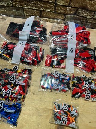 LEGO Technic Ferrari Daytona SP3 42143