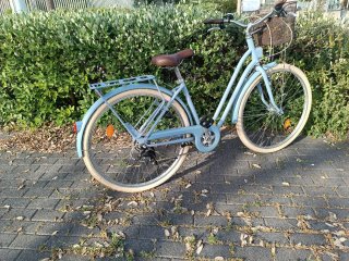 Bicicleta Decathlon Azul con Cesta