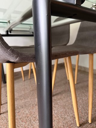 Mesa de comedor + 4 sillas