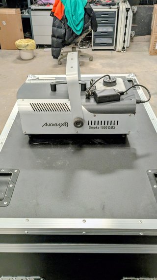 MáquinadeHumoAudibaxSmoke1500DMX