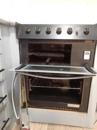 Cocina de gas con horno
