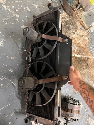 Radiador Alpine + Alternador