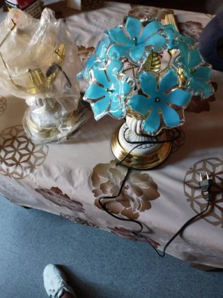 Lámpara táctil flor azul y dorada
