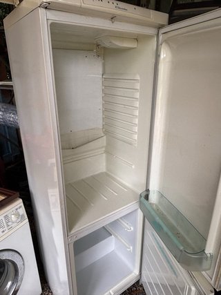Nevera Electrolux blanca