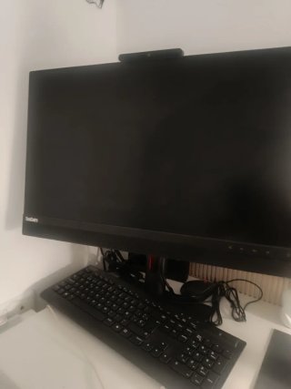 Lenovo All-in-One - Nuevo sin usar