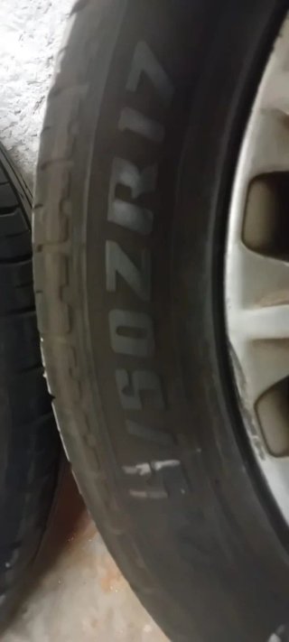 Llantas Ford C-Max y Goma