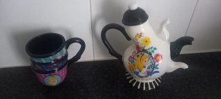 Tetera y taza Alicia en el país de las maravillas