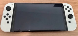 Nintendo Switch OLED Bianca + custodia
