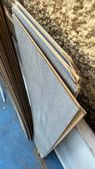 Suelo de madera gris 28mtr2