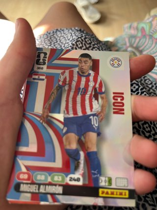 Carta Panini Miguel Almirón Icon