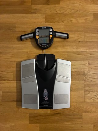 Báscula Tanita BC-545N Segmental