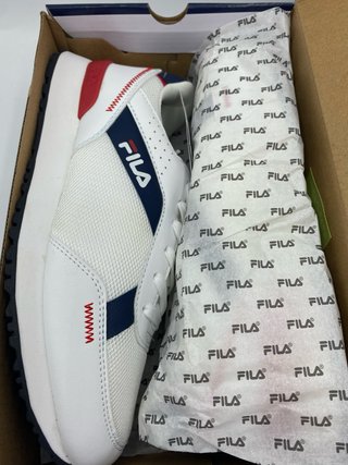 Zapatillas Fila Blancas y Rojas Talla 37-38-40