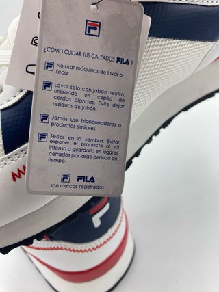 Zapatillas Fila Blancas y Rojas Talla 37-38-40