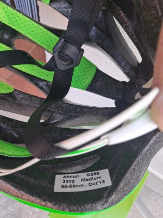 Casco Giro Athlom Verde